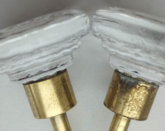 Twee Zweedse vintage meubels uit het midden van de eeuw, glazen messing kastknoppen Lindshammar Classic