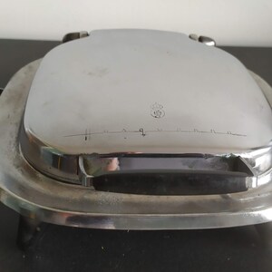 Vintage Husqvarna Swedish Vintage Waffle Iron Maker in Good
