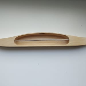 Vintage  Sweden Loom Boat Shuttle Solid Maple 11 3/4&quot; (29.5 cm.) with rollers for weaving Loom.