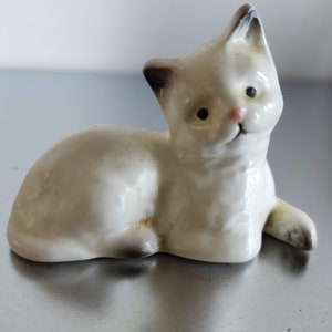 Vintage Goebel White Cat Miniature Figurine