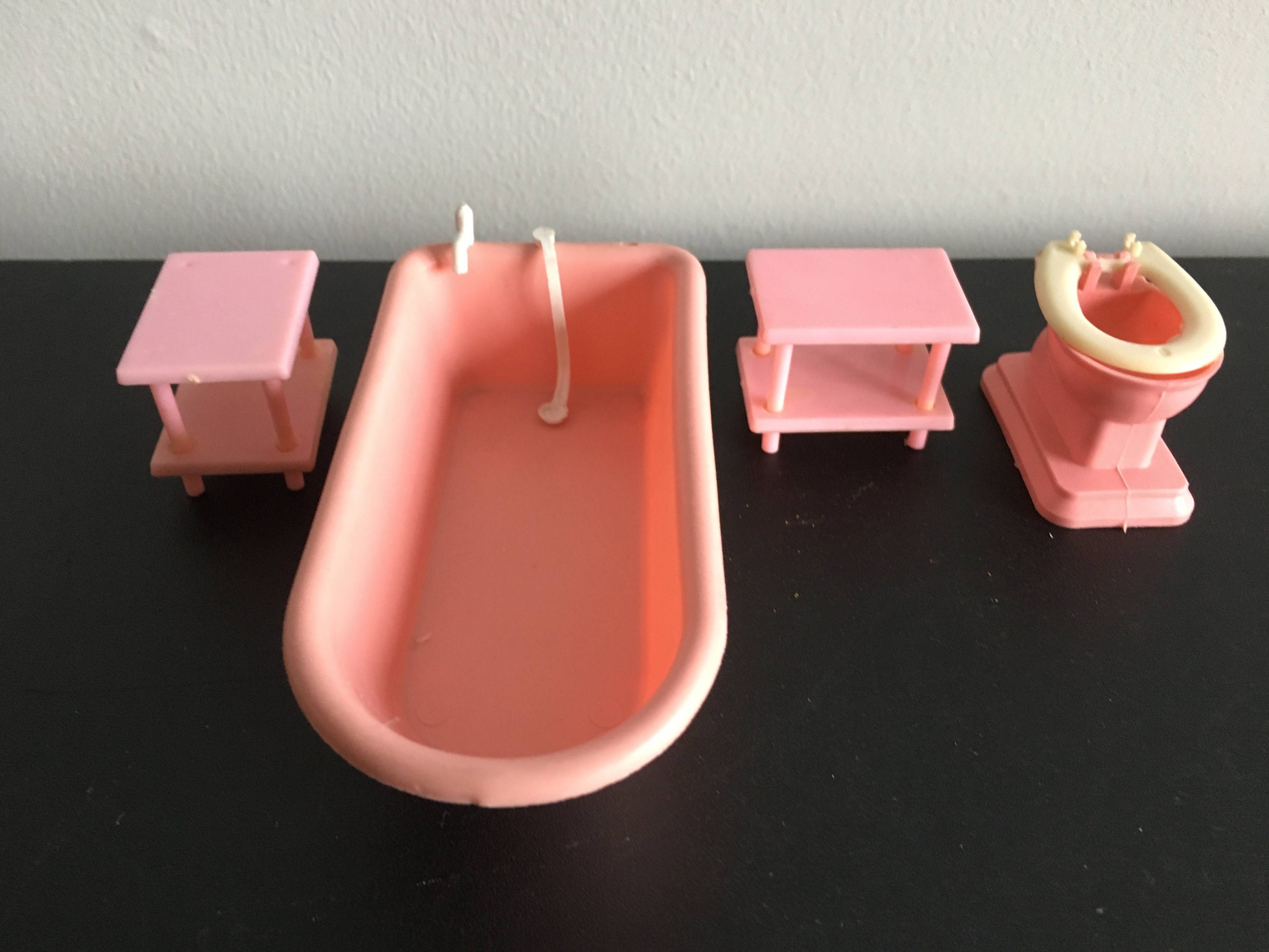 Plastic Pink Dolhouse Bathroom Furniture - Vintage 1950s   Bathtub, Toilet and 2 tables - Miniature Furniture