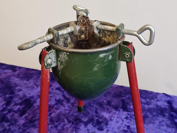 Vintage 3-Bein Tannenbaum Metall Dreibein / Weihnachtsbaum Halter