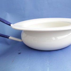 Vintage Kockums Suecia Esmalte bedpan para ir al baño
