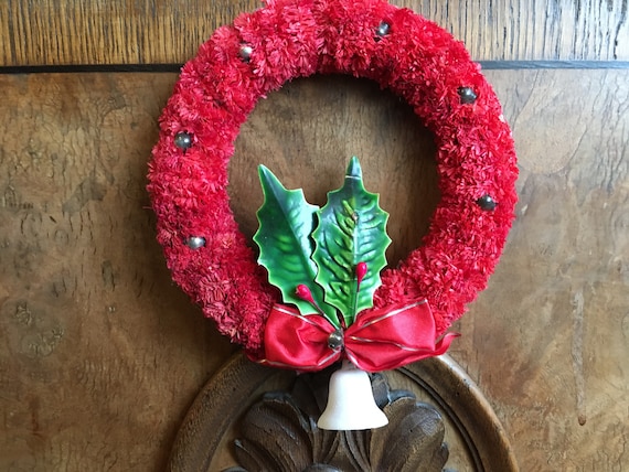 Red and 2024 green raffia