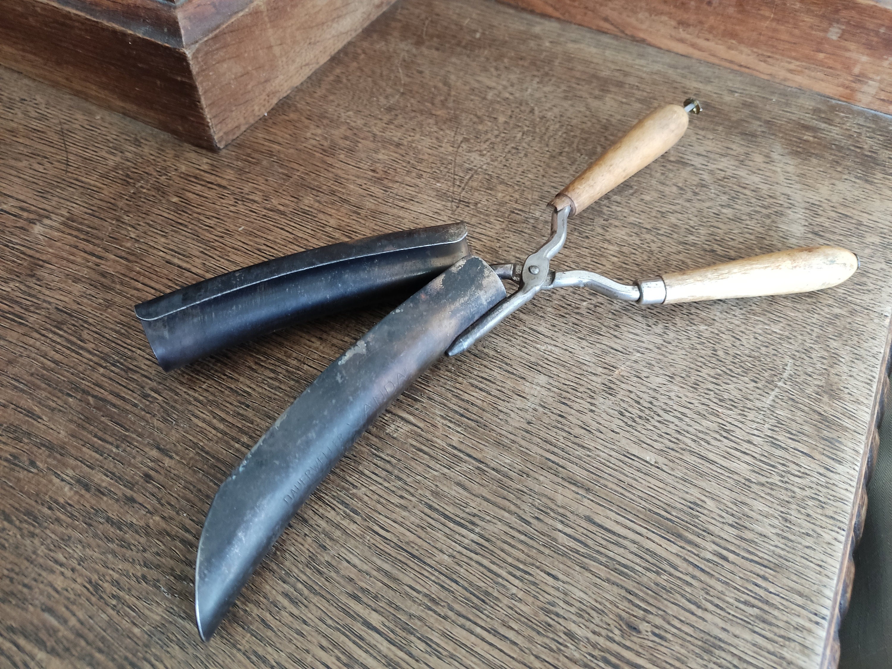 Antique Stovetop Hair Curler Curling Iron Crimper Wood Handle