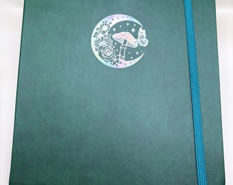 Mystisk Måndagbok: Silver Holo Foil Dot Grid Notebook