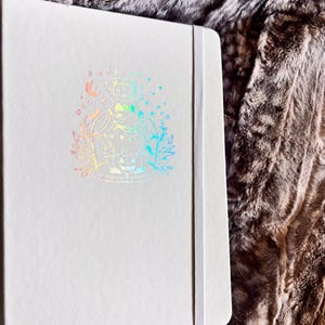 Holografisk spökanteckningsbok: Veganskt läder A5-anteckningsblock i rutnät bild 2