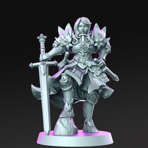 Angeline Female Warrior dnd miniatura Resina stampata 28-32mm miniatura Tavolo Fantasy Gaming D&D Pathfinder Frostgrave RN Estudio