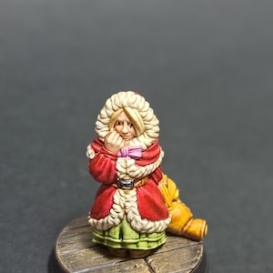 Little girl  Child with Bear NPC painted Dungeons and Dragons Mini RPG Tabletop Miniature DnD Painting Pathfinder 5e DnD gift