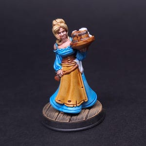 Waitress Bar Tavern Inkeep NPC painted Dungeons and Dragons Mini RPG Tabletop Miniature DnD Painting Pathfinder 5e DnD gift