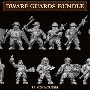 Könnte beinhalten: Ein Set aus 11 grauen Miniaturfiguren mit der Aufschrift DWARF GUARDS BUNDLE. Die Figuren sind in verschiedenen Posen dargestellt, tragen Helme und Rüstungen und halten Waffen wie Äxte, Stangenwaffen und Schilde. Einige Figuren halten Krüge oder Laternen.