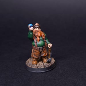 Dwarf Miner with Gem NPC painted Dungeons and Dragons Mini RPG Tabletop Miniature DnD Painting Pathfinder 5e DnD gift