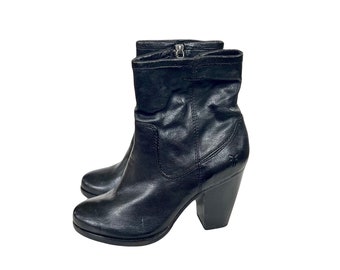 Black Leather Frye Ankle Boots / Women's 7.5