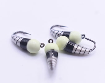 Kenders (4 Pack) White Black Tungsten Akua Jig Skuds Panfishing Jigs