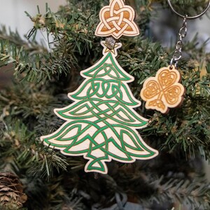 Handcrafted Celtic Knot Tree Ornament - Etched Birchwood for Holiday, Wedding & Housewarming Gifts