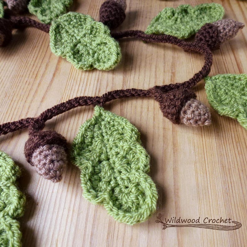 Oak Leaf and Acorn Garland Crochet Pattern Pdf//woodland - Etsy UK