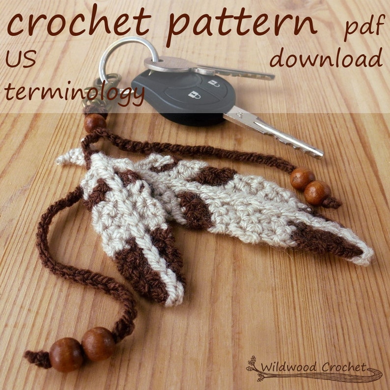 feather tassel keychain crochet pattern pdf//owl feather//boho bag charm//crochet keyfob//stocking stuffer//US terminology image 1