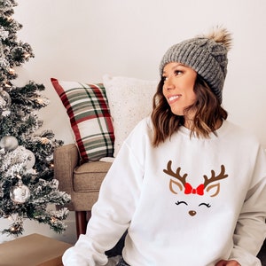 Christmas Deer Shirt, Vintage Christmas Shirt, Christmas Gift, Reindeer Christmas Shirt, Cute Christmas Shirt, Christmas Holiday Tee
