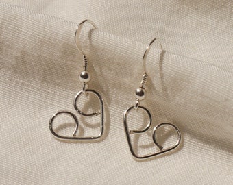 Heart wire earrings ear hooks • 925 silver and silver-plated copper wire, 70s hippie boho love