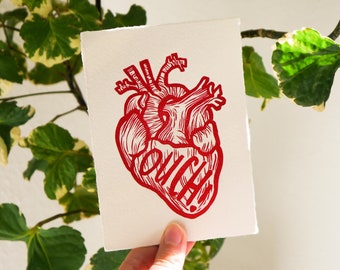 Linoprint red heart anatomical "OUCH!" • DIN A6 postcard format 10.5 x 14.8 cm