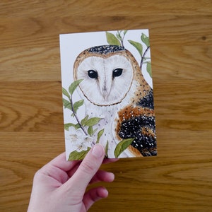 Four barn owls postcards Lilith DIN A6 Postcard set with drawing of a barn owl with leaves and flowers image 3