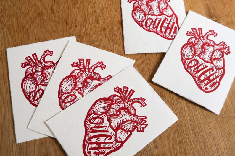 Linoprint red heart anatomical OUCH DIN A6 postcard format 10.5 x 14.8 cm image 5