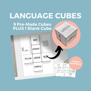 Puede incluir: Plantillas de cubos de lenguaje imprimibles para niños. La imagen muestra un conjunto de 9 cubos prefabricados con colores y un cubo en blanco. La imagen también muestra una muestra de las tarjetas imprimibles que se pueden usar con los cubos.