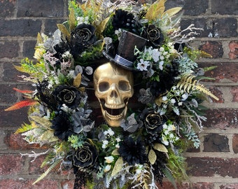 60cm Fabulous golden skull Halloween wreath