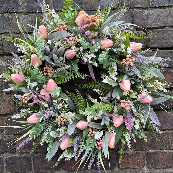 Pink tulip and berry wreath