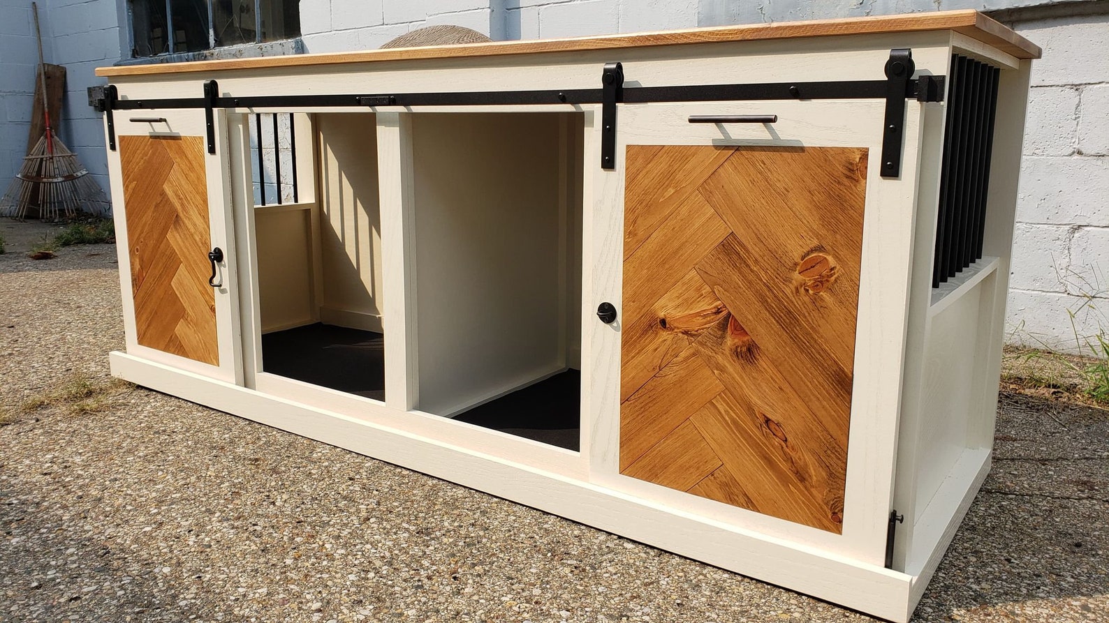 Sliding Barn Door Kennel / 1 in the U.S. / Dog Kennel / Etsy