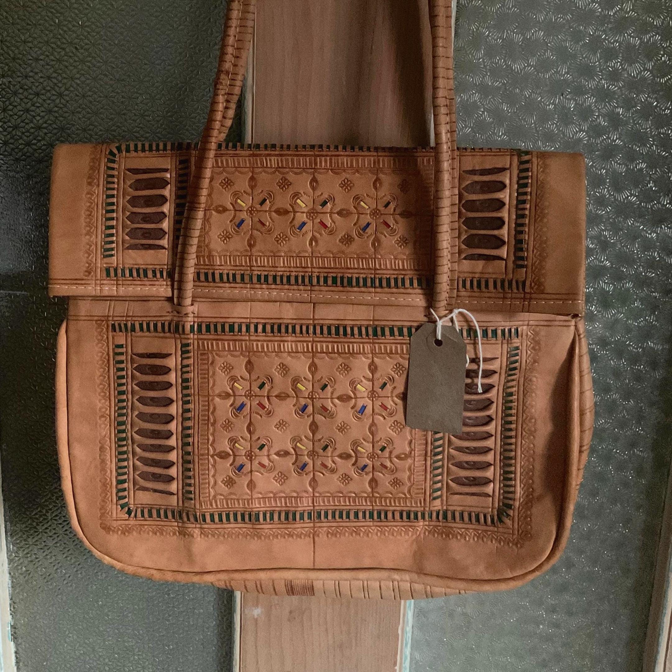Sac Bandoulière Femme Jasper Conran, Couleur Bordeaux/marron/rouge Foncé, Grande Taille, Excellent état Occasion
