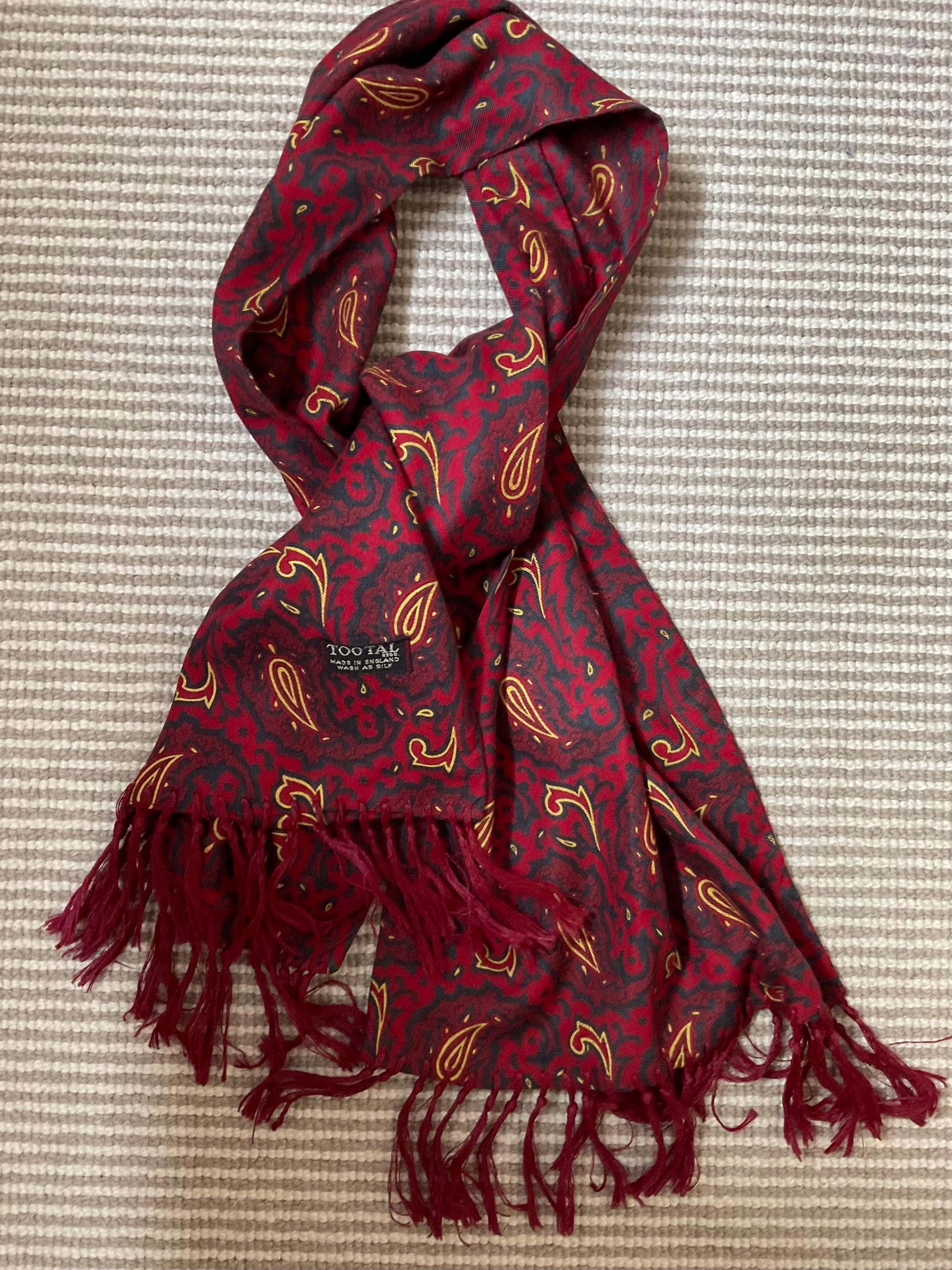 TOOTAL Old Vintage Scarf, Navy × Paisley Pattern, Made In