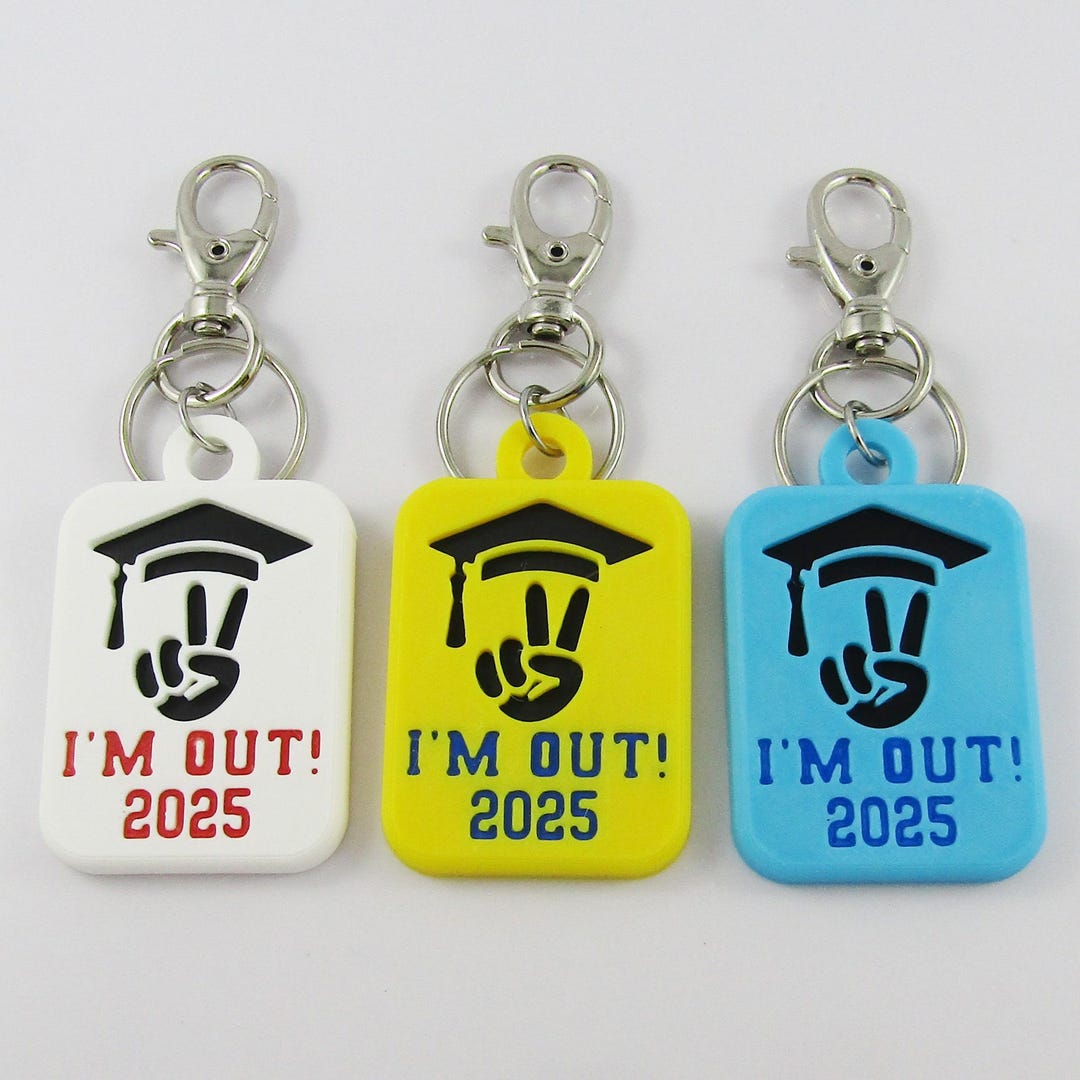 Class of 2025 I'M Out Graduation Cap Keychain Bag Tag in Your Choice of ...