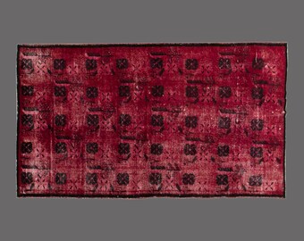 Crimson Echo, Vintage Turkish Rug, 5 x 10 ft Rug, Vintage Rug