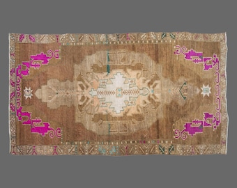 Vintage Turkish Kars Rug 6x11: Handwoven Wool Anatolian Medallion