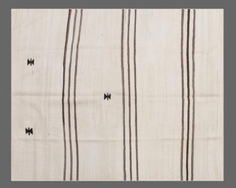 One-of-a-Kind Minimalist Turkish Kilim Rug 160x200 cm | 5.3x6.6 ft | 60+ Year Vintage