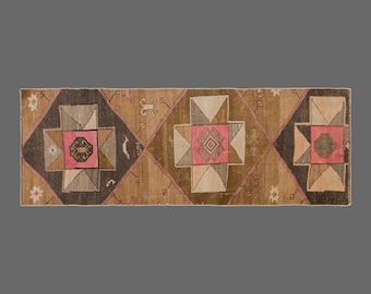 Antique Oushak Runner Rug: Handwoven Turkish Wool, Muted Colors (2'5" x 7'3")