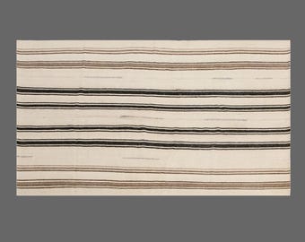 Vintage Turkish Kilim Rug 150x260 cm / 4.9x8.5 ft – 60+ YO Handwoven Flatweave, Minimalist Neutral Design, Modern Living Room or Bedroom Rug