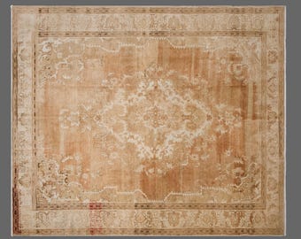 Oversized Vintage Karis Rug 250x285 cm (8.2x9.4 ft) | 60+ Year Old Turkish Rug