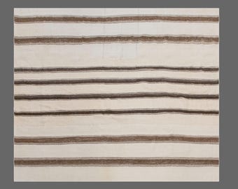 Handmade 1960s Minimalist Turkish Kilim 240×280 cm (7.9×9.2 ft) | Vintage 60+ Year Old Rug