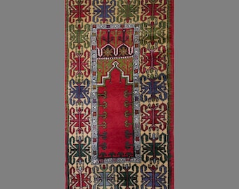 Vintage Turkish Prayer Rug, 2.5x5 ft, 75x152 cm, Handmade Anatolian Wool Rug