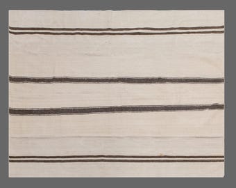 Minimalist Vintage Turkish Kilim Rug 170x225 cm (5.6x7.4 ft) | Handwoven 60+ Years Old
