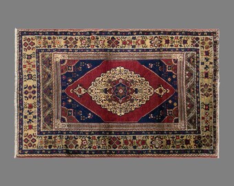 Vintage Taspinar Rug, 4.3 x 6.6 ft Handmade Wool Rug, Turkish Anatolian Medallion Area Rug