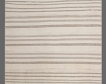 Handmade 1960s Minimalist Turkish Kilim 265×315 cm (8.7×10.3 ft) | Vintage 60+ Year Old Rug