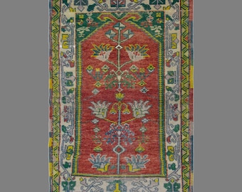 Vintage Turkish Prayer Rug, 2.6 x 4 ft, 80 x 121 cm, Handwoven Wool Mihrab Rug