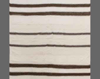 Vintage Minimalist Turkish Kilim Rug 210x195 cm (6.9x6.4 ft) | Handwoven | 60+ Years Old