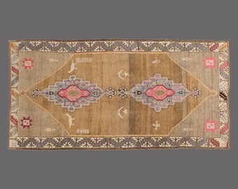 Vintage Turkish Hallway Rug 5x10: Handwoven Wool Anatolian Carpet