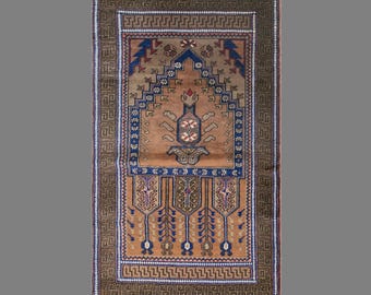 Vintage Turkish Prayer Rug, 3.4 x 5.9 ft, 105 x 180 cm, Handwoven Wool Rug