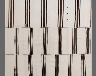 Minimalist Vintage Turkish Kilim Rug 215x225 cm (7.1x7.4 ft) | Handwoven 60+ Years Old