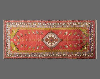 Vintage Handwoven Wool Runner, 102 x 262 cm, 3.3 x 8.6 ft, Anatolian Hallway Rug, 60 Years Old, Coral Medallion Runner